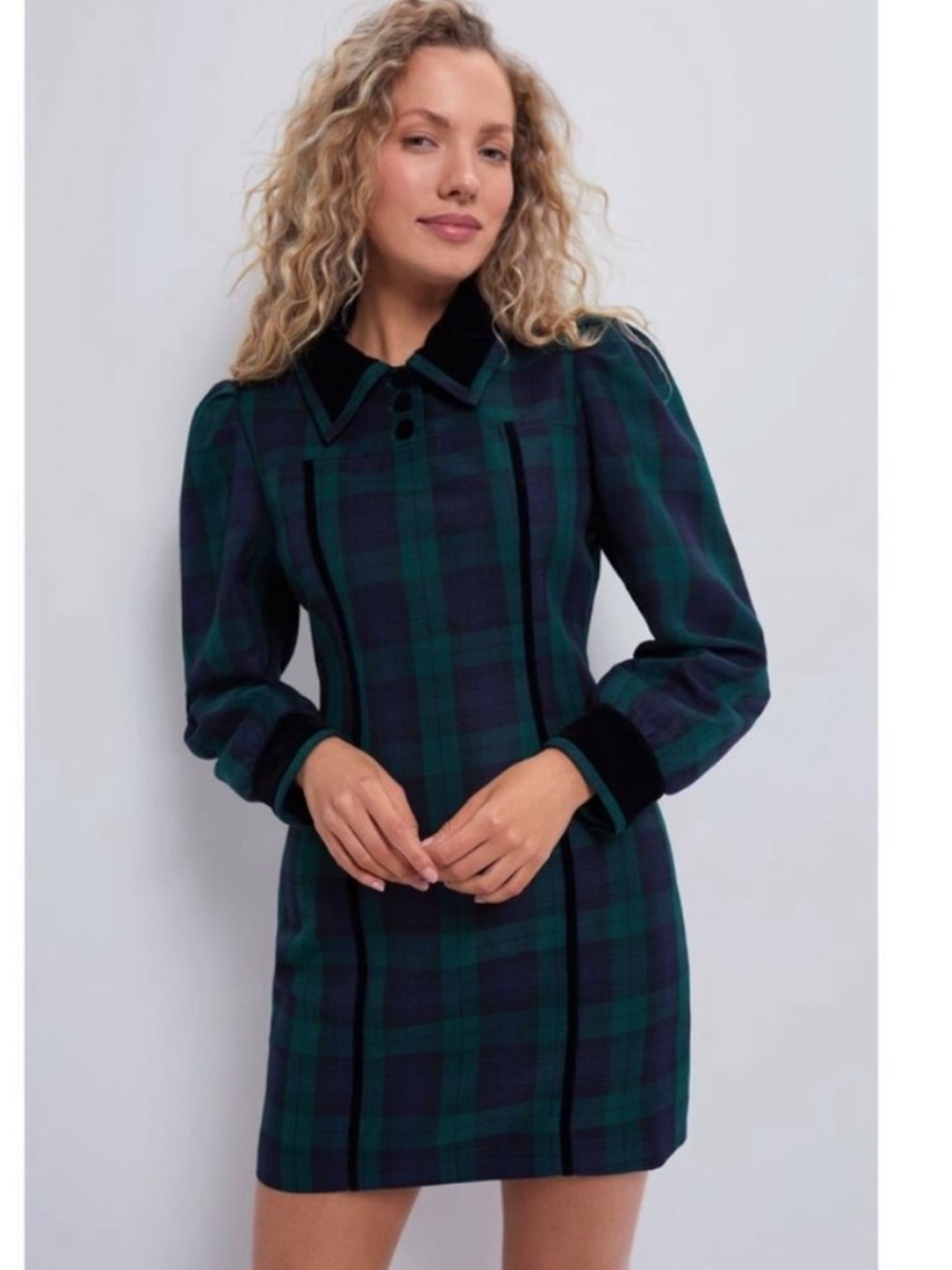 TUCKERNUCK long sleeve
Blackwatch Wynn mini Dress
NWT Size Small